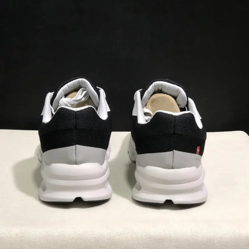 Women's Cloudrunner Dark Glacier Gray