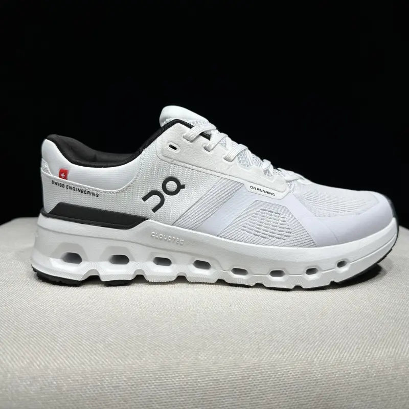 Women's Cloudrunner 2 White Black